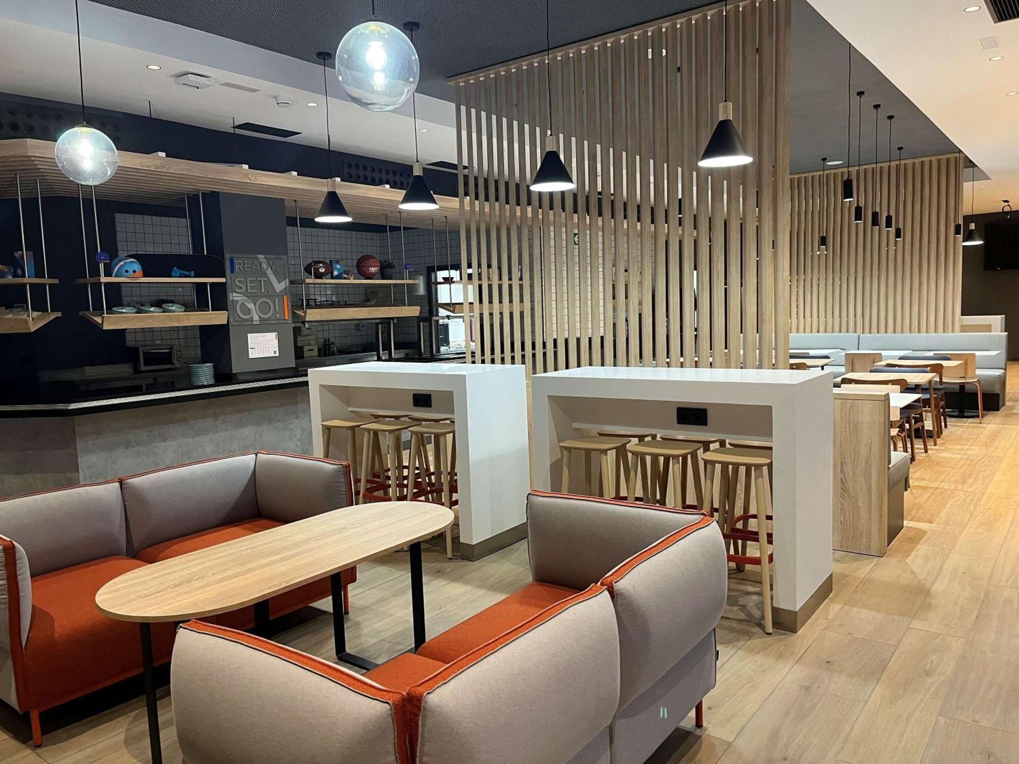 Ibis Budget Logrono Centro Ngoại thất bức ảnh